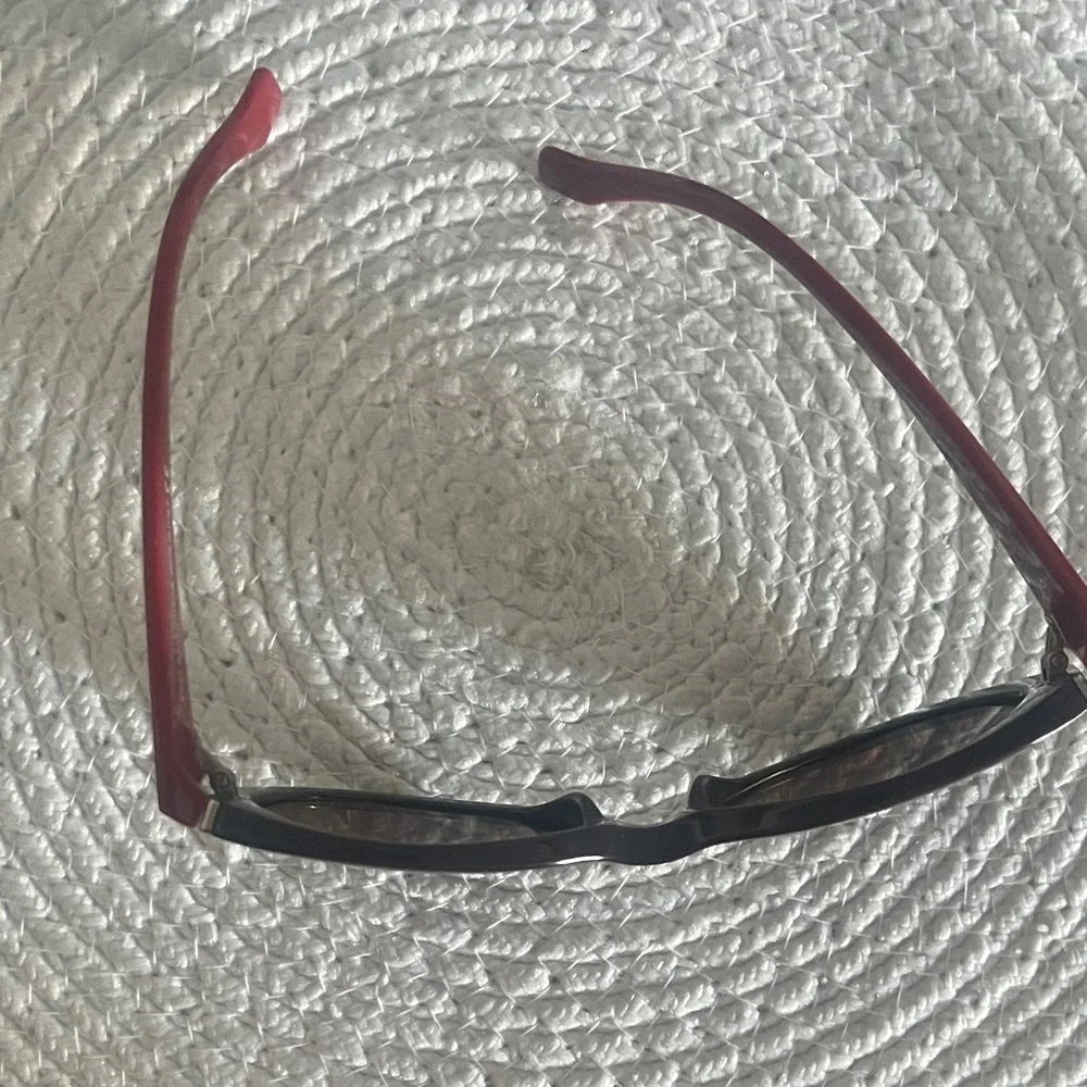 Balenciaga Black and Red Sunglasses - Picture 3 of 7